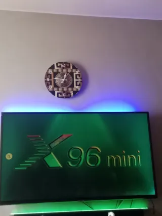 TV Samsung con Barra de Sonido 58 pul