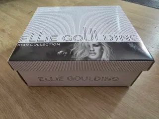 Sandalias de tacón Ellie Goulding negras