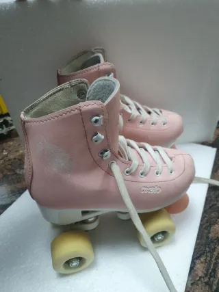 Patines infantiles 4 ruedas rosas talla 33
