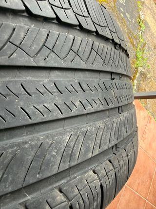 Neumático Michelin Latitude 255/55 R18 106V