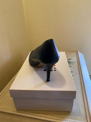 Décolleté in pelle nera