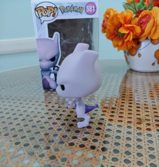 Funko Pop Mewtwo Pokémon 581