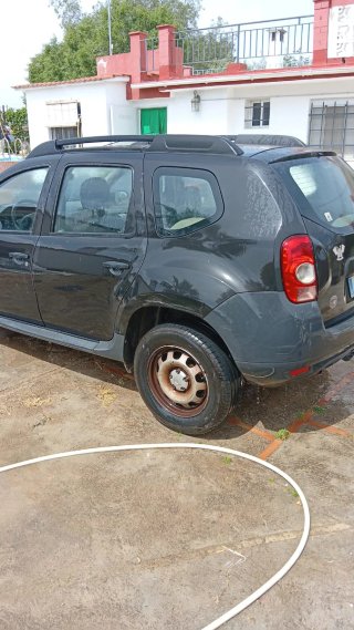 Dacia Duster 2011