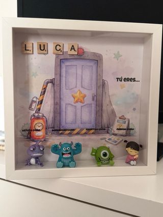 Cuadro Monstruos S.A. con figuras
