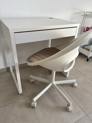 Silla Ikea LOBERGET / MALSKÄR blanca