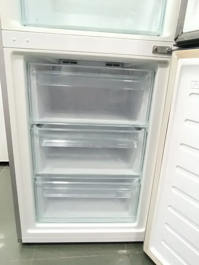 Frigorífico combi Candy Inoxidable No Frost