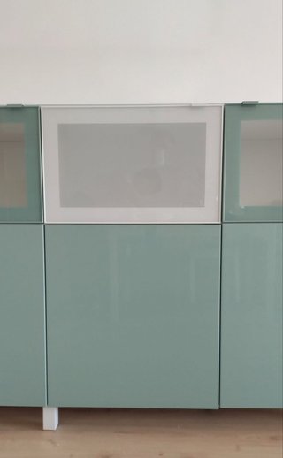 Aparador IKEA Besta Verde y Blanco