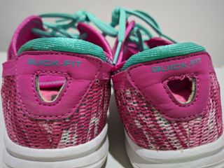 Zapatillas Skechers Mujer 39 Rosa y Turquesa
