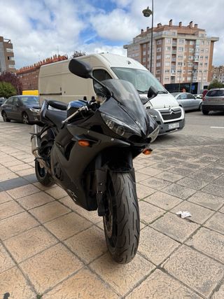 Yamaha R6 2008 Negra