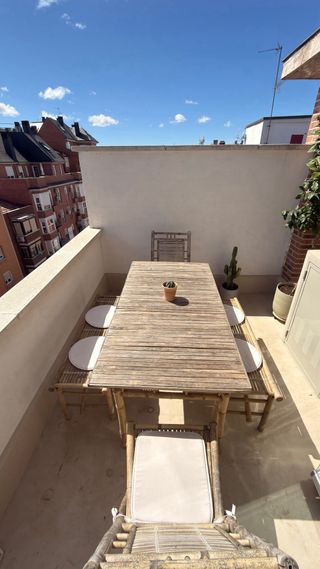 Conjunto Mesa, Sillas y Bancos Bambú Exterior