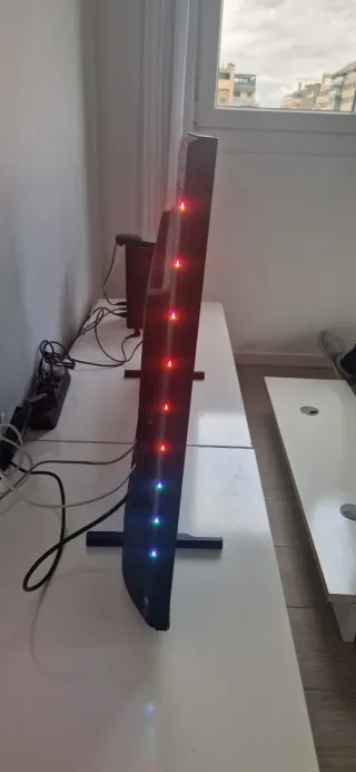 Televisión Philips Negra y Blanca