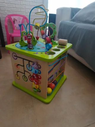 Cubo de Actividad Hape