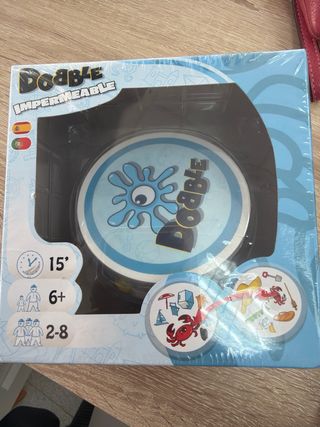 Juego Virus! Marvel Dobble Impermeable
