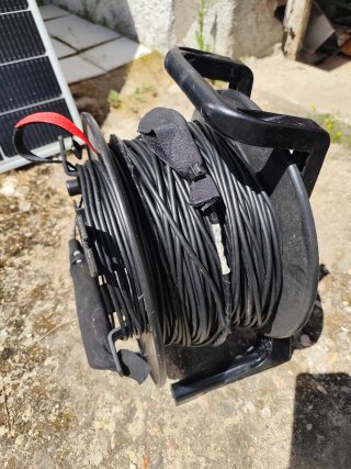 Cable HDMI 4K de unos 100m con carrete Schill.