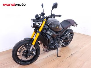 YAMAHA XSR 900