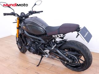 YAMAHA XSR 900