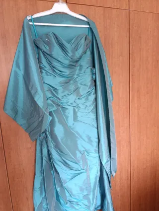 Vestido de fiesta largo color turquesa