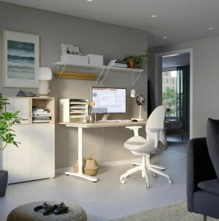 Scrivania Ikea BEKANT, 140x60 cm, laminato rovere