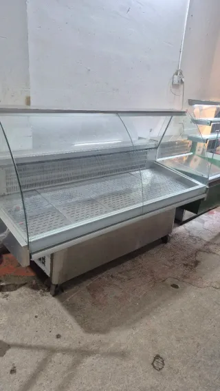 Vitrina refrigerada expositora