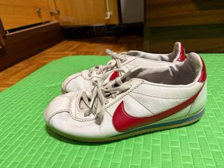 Zapatillas Nike Talla 39 Blancas y Rojas