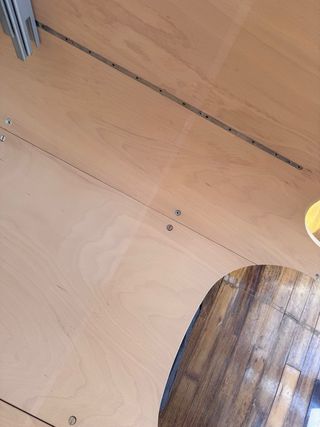 Cambiador de bebé de madera