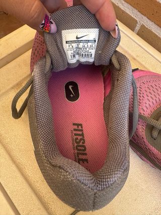 Zapatillas Nike Pegasus 30 gris y rosa