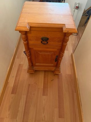 Somier y colchón 90cm + Mesita de regalo