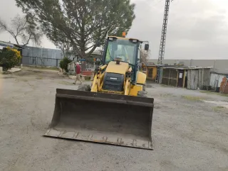 Retroexcavadora Komatsu WB 97 R