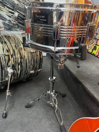 Batería Ludwig Accent 22 FAB 4 + Herrajes