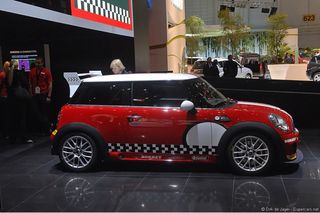 Llantas JCW Cross Spoke Challenge R112
