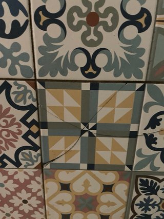Tavolo in ceramica e legno + 9 sedie metalliche