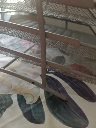 Estantería de oficina metálica gris