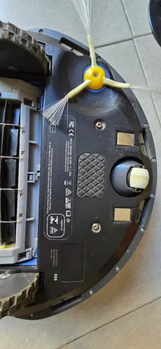 Aspirador iRobot Roomba Negro Mod 669