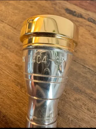 Boquilla Trompeta Dorada y Plateada Yamaha custom