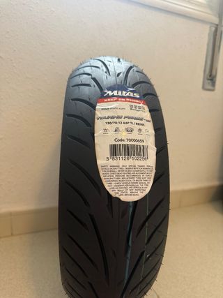 Neumático ciclomotor Mitas