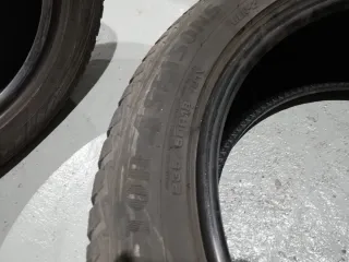 Pareja Neumáticos Goodyear 235/50R18 101V