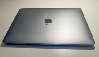 MacBook Pro M1, 512GB SSD, 8GB RAM, come nuovo