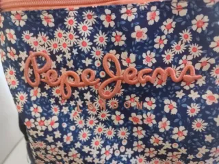 Mochila Pepe Jeans floral con ruedas