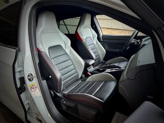 Volkswagen Golf GTI.