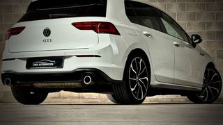Volkswagen Golf GTI.