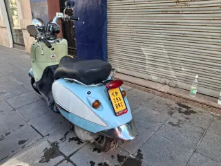 Ciclomotor Aprilia Compay Custom Azul/Blanco