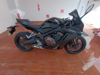 Honda CBR 650R