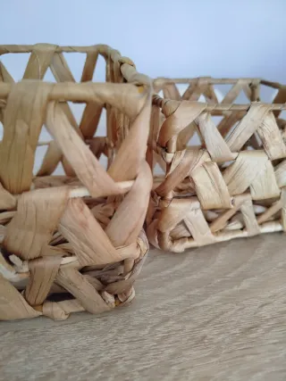 Juego 2 cestas mimbre apilables