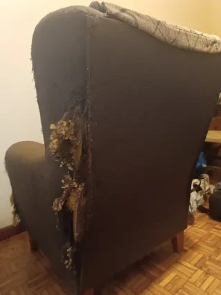 Butaca de tela marrón
