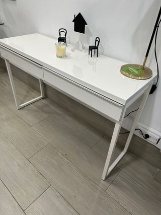 Scrivania IKEA BESTÅ BURS - Bianco Lucido