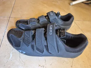 Zapatillas Giro Ciclismo/MTB Negras + calas nuevas
