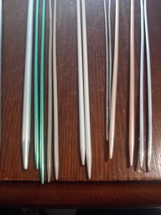 Set 14 ferri uncinetto varie misure