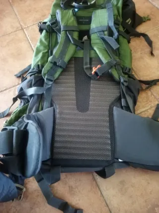 Mochila Forclaz Trek 700 70+10, totalmente nueva,