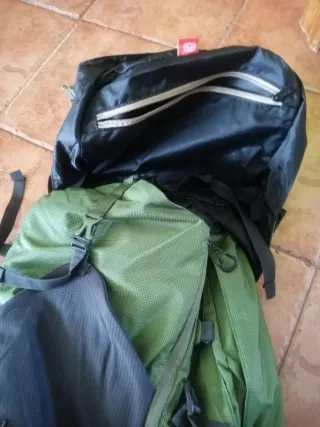 Mochila Forclaz Trek 700 70+10, totalmente nueva,