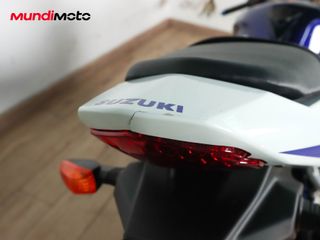 SUZUKI GSX-R 600 2004